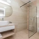 ヴィラ Kunfin Zadarvillas ビビニェ