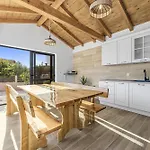 Kunfin Zadarvillas *