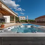 ヴィラ Kunfin Zadarvillas *