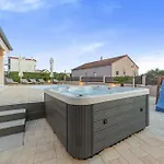 ヴィラ Kunfin Zadarvillas *