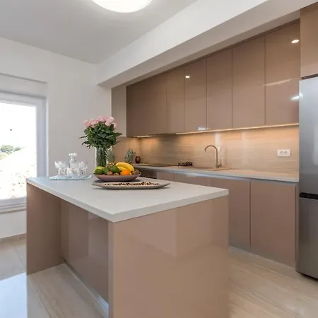 Kunfin Zadarvillas Villa *