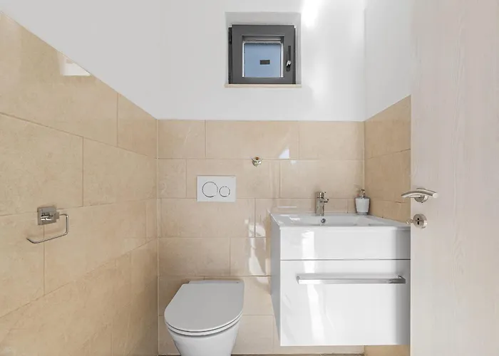 Kunfin Zadarvillas Вилла