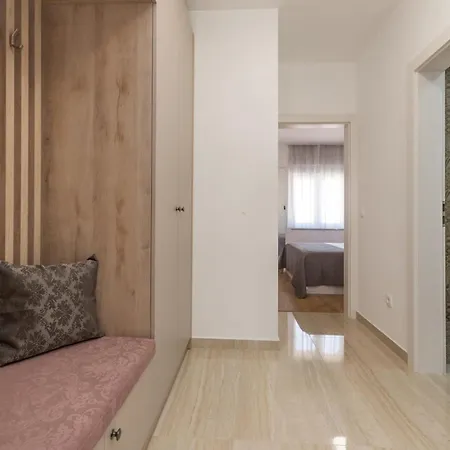 Kunfin Zadarvillas * Bibinje