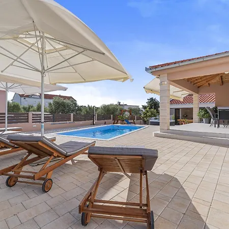 Villa Kunfin Zadarvillas